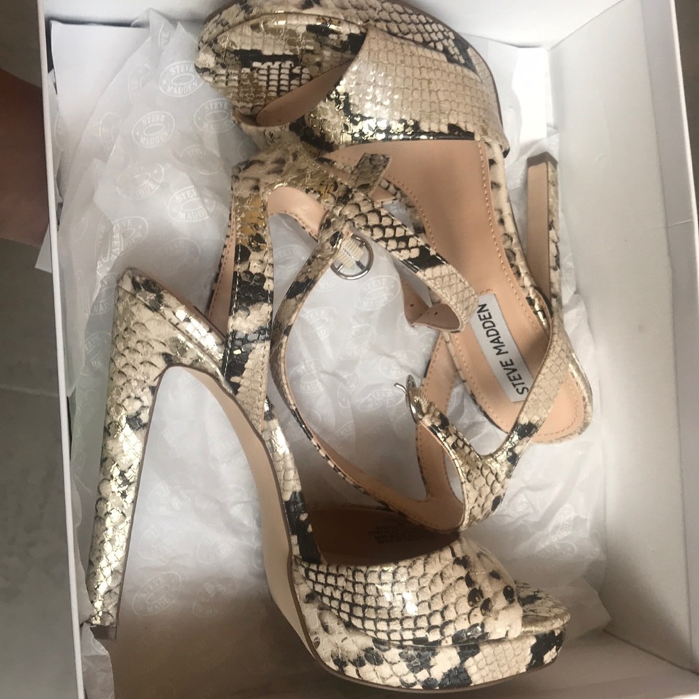 Open toe snake skin heels